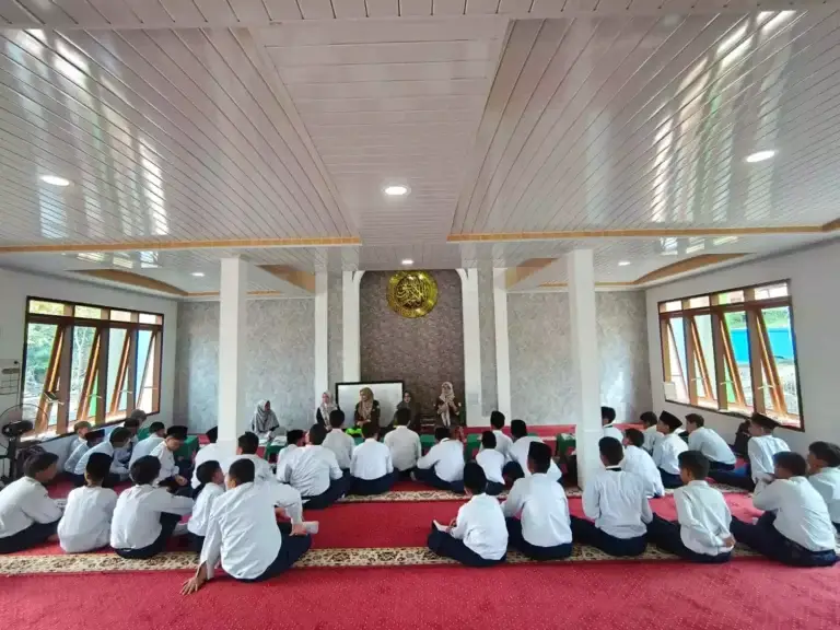 hidup sehat di madrasah