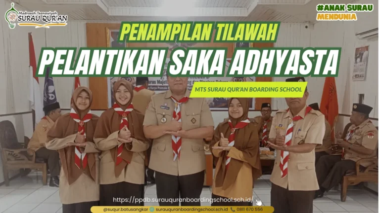 Tiga santri MTs Surau Qur’an Batusangkar saat melantunkan tilawah dan tartil di Pelantikan Saka Adhyasta Bawaslu Tanah Datar